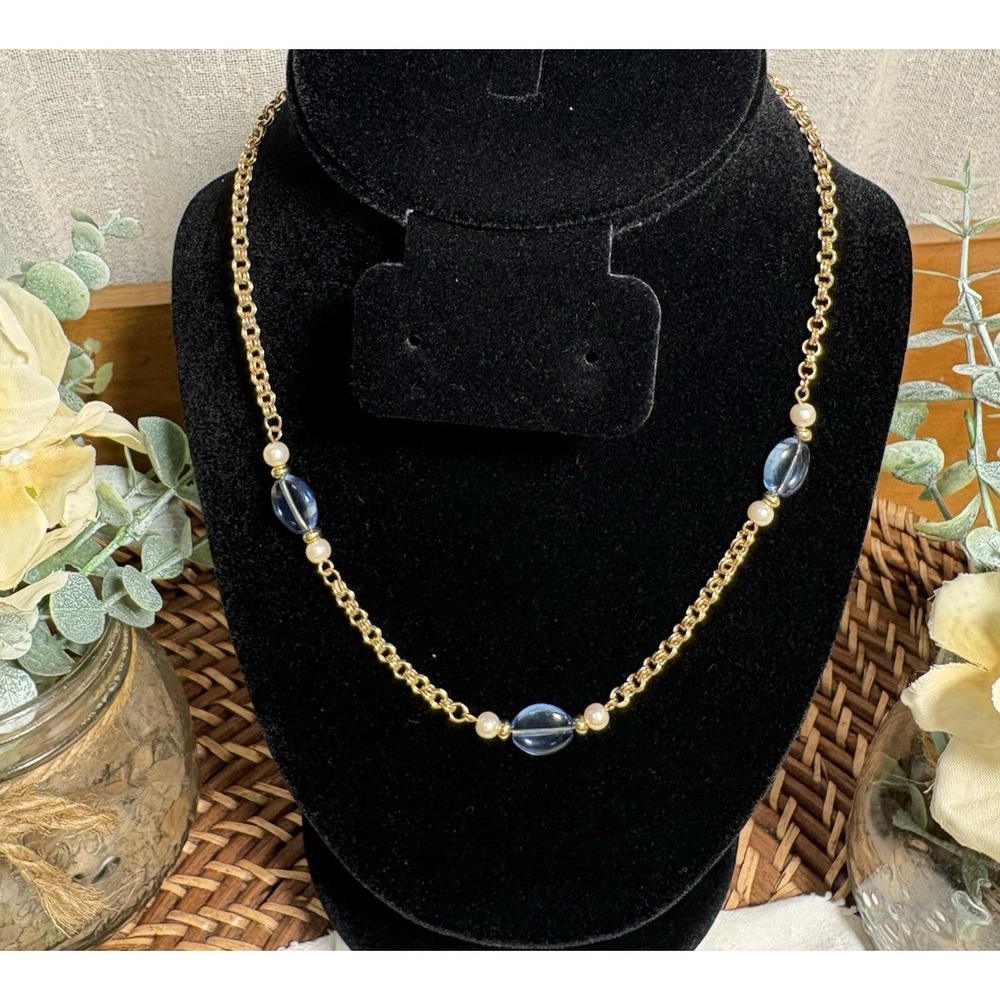 Vintage Avon 16" Necklace Gold Tone Flat Oval Blue Bead Faux Pearl Beautiful